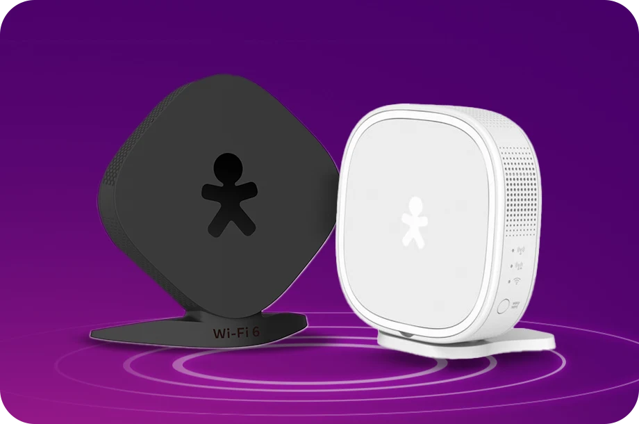 Repetidor Wi-Fi 6 preto e Repetidor Wi-Fi 7 branco.