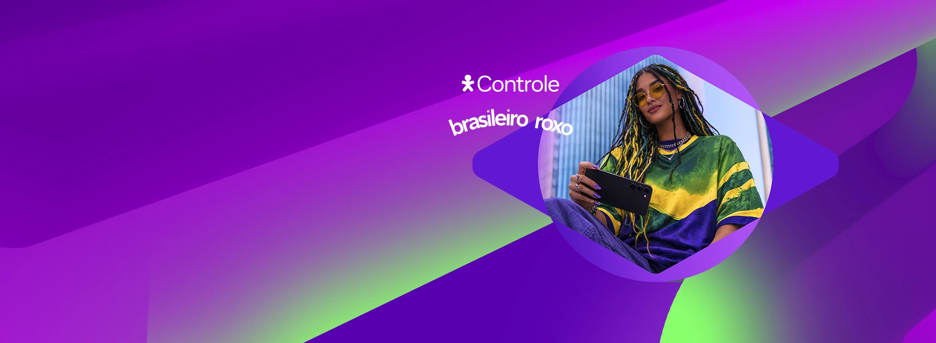 Imagem com mulher segurando celular, lê-se "Brasileiro roxo" com logo Vivo Controle.