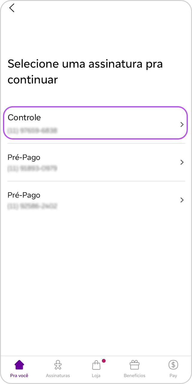 Tela do App Vivo para selecionar uma assinatura antes de continuar a ativação do eSIM.