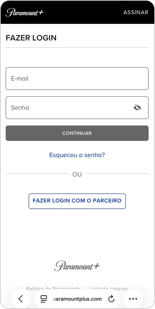 Tela de login do Paramount+ com campos de e-mail e senha.